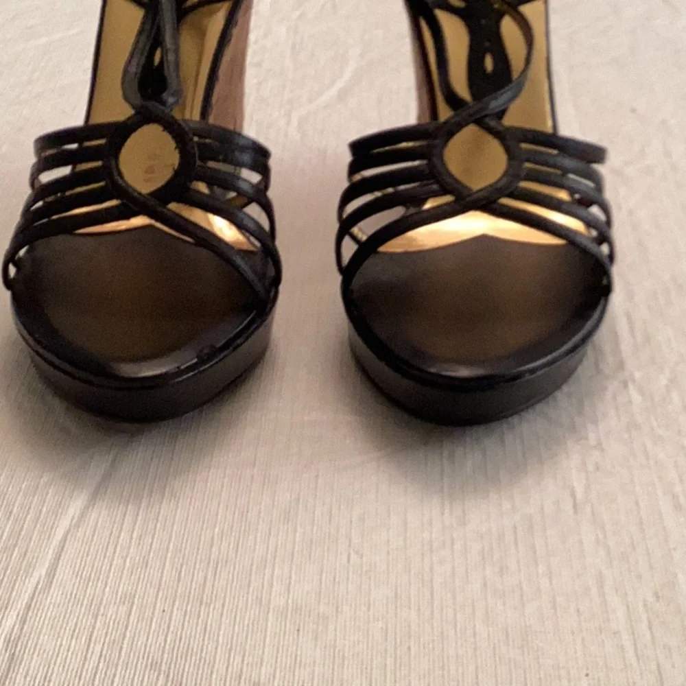 CHARLES by Charles David Cork and Black Leather Wedge Sandal. Size 8 M
